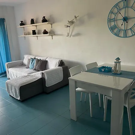 Casa Azzurra Salina Bamba Lägenhet Punta Molara